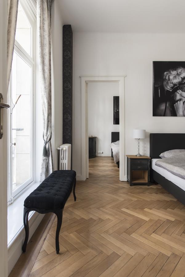Roaring 20'S Apartment Meir Antwerp Exterior photo