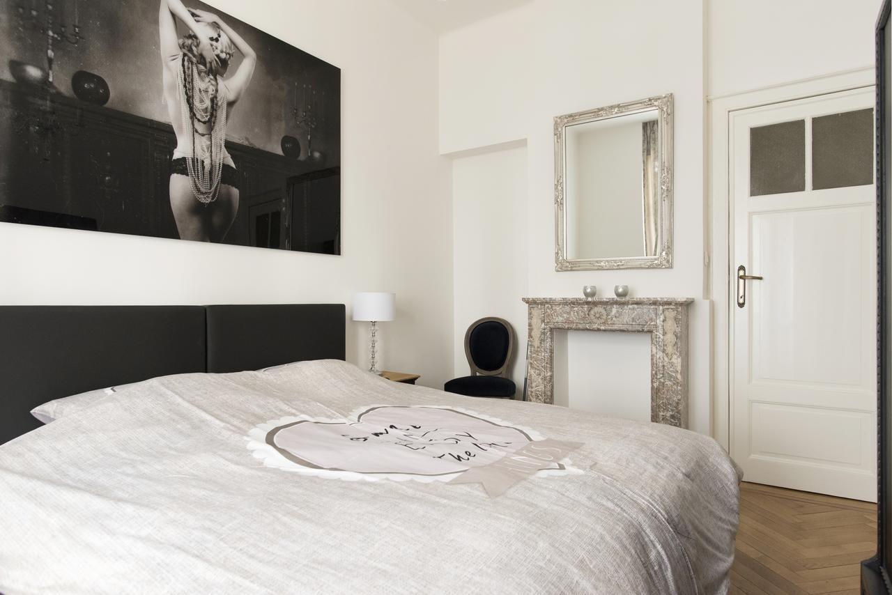 Roaring 20'S Apartment Meir Antwerp Exterior photo